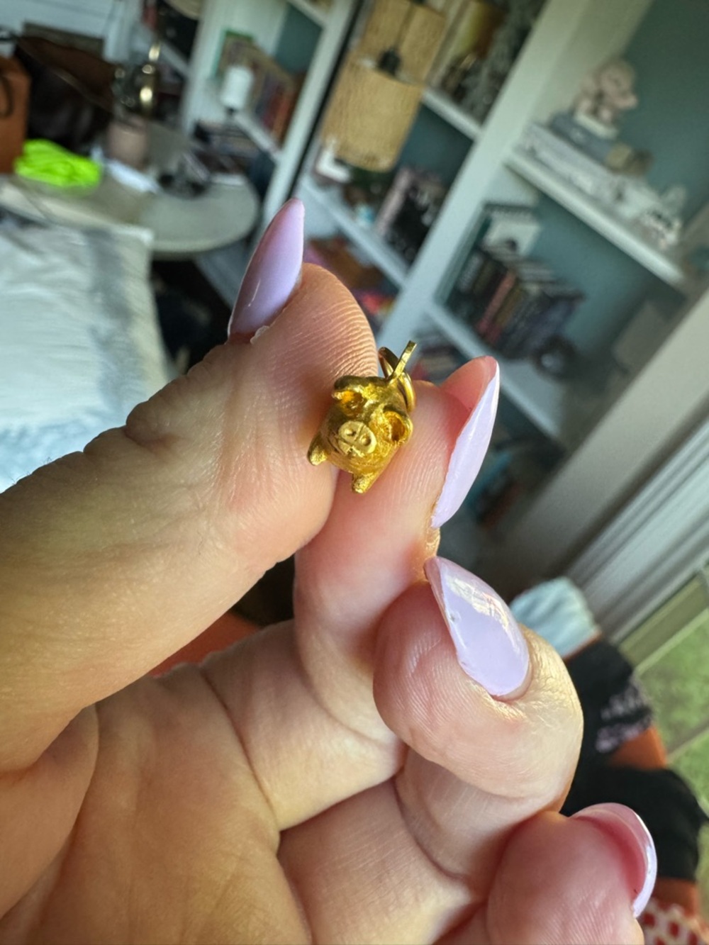 24k Gold Pig Charm Pendant - Picture 4 of 5